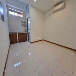 3tr5 phí siêu rẻ ngay trung tâm Q7