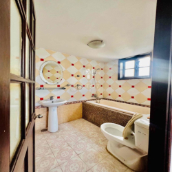 Cho Thuê Biệt Thự DT 600m2 1Trệt 2Lầu 3Pn 4Wc Rộng Rải Hợp Ở Làm Kho