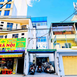 Cho thê NHÀ NGUYÊN CĂN 8x18m nở hậu 12m, 9 Trương Quốc Dung, Phú Nhuận