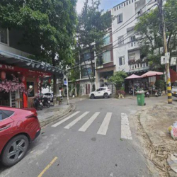 NHÀ 2 TẦNG MT BÙI THỊ XUÂN KINH DOANH