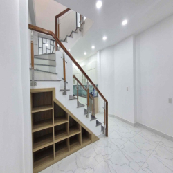 NHÀ NGUYÊN CĂN NGAY ÂU DƯƠNG LÂN Q8