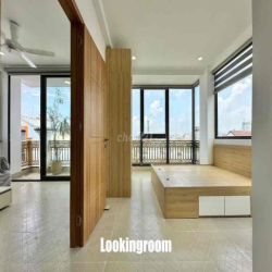 Cho thuê căn hộ Penthouse 1PN tách bếp, ban công, full NT ngay Aeon TP