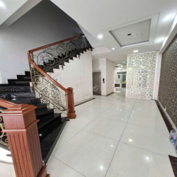 🏡Nhà Đẹp MTKD đường Tên Lửa KẾ AEON - 4,5x20m 4 Tầng CÓ THANG MÁY