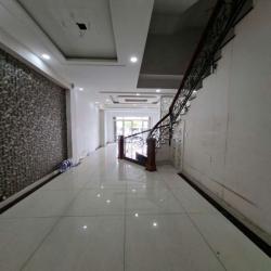 🏡Nhà Đẹp MTKD đường Tên Lửa KẾ AEON - 4,5x20m 4 Tầng CÓ THANG MÁY