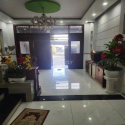 nhà hẻm xe hơi . 5x18 trệt 3lầu 4pn 5wc