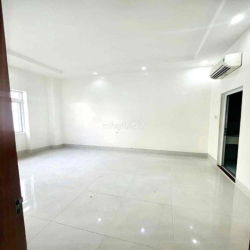 CHO THUÊ NHÀ TRỆT 3 LẦU ĐƯỜNG LÝ THÁI TỔ (Có Than Máy)