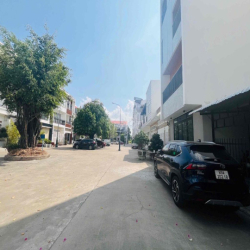 CHO THUÊ NHÀ TRỆT 3 LẦU ĐƯỜNG LÝ THÁI TỔ (Có Than Máy)