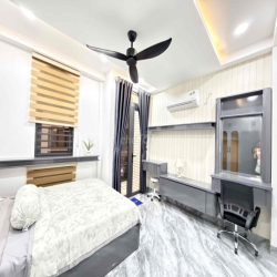 Nhà nguyên căn mặt tiền đường 7m thông