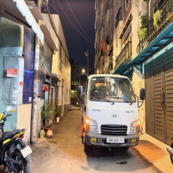 Nhà nguyên căn mặt tiền đường 7m thông