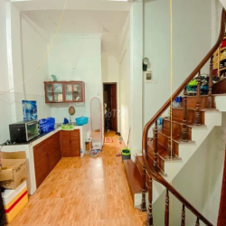 Cho thuê nhà nguyên căn 60m, 5 tầng khu Văn Cao, Liễu Giai