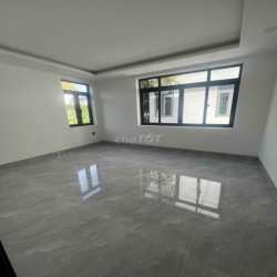 Cho thuê biệt thự 220m2 khu dân cư Liên Phường q9 giá 30tr/tháng