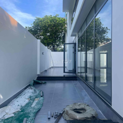 Cho thuê biệt thự 220m2 khu dân cư Liên Phường q9 giá 30tr/tháng