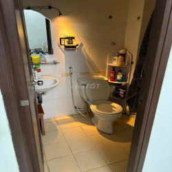 Cho thuê chung cư Nhất Lan 2. 72m2. 2pn 2wc. Nhà trống Giá 6,5tr