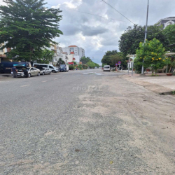 cho thuê đất đối diện biệt phủ Mailisa