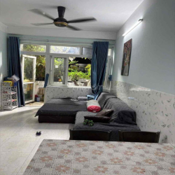 Cho thuê chung cư Nhất Lan 2. 72m2. 2pn 2wc. Nhà trống Giá 6,5tr