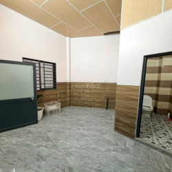 Nhà trệt lầu 3PN hẻm đường Trần Hưng Đạo chỉ 6 triệu