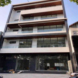 TOÀ NHÀ MỚI 100% TT THỦ DẦU MỘT  - Diện tích đất: 11 x 30m - Diện tích