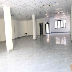 TOÀ NHÀ MỚI 100% TT THỦ DẦU MỘT  - Diện tích đất: 11 x 30m - Diện tích