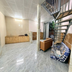 Nhà trệt lầu 3PN hẻm đường Trần Hưng Đạo chỉ 6 triệu