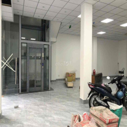 TOÀ NHÀ MỚI 100% TT THỦ DẦU MỘT  - Diện tích đất: 11 x 30m - Diện tích