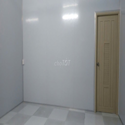 5 tr/tháng-nhà mới cho thuê tại đường 898, P.Phú Hữu, Q9