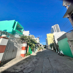  CHO THUÊ NHÀ HẺM OTO GẦN ĐƯỜNG PHAN PHÙ TIÊN - BẮC NHA TRANG 