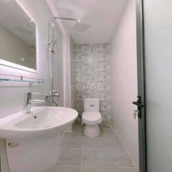 CHO THUÊ NHÀ MT HẺM THÔNG DS28 P5 4PN 3WC