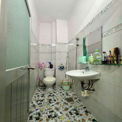 NHÀ QUANG TRUNG P10 4PN 3WC SÂN THƯỢNG NỘI THẤT CƠ BẢN
