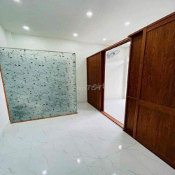 💎 💎 💎 NHÀ GẦN CHỢ THẠCH ĐÀ 2PN 2WC GIÁ CHỈ 7 TRIỆU Ở LIỀN