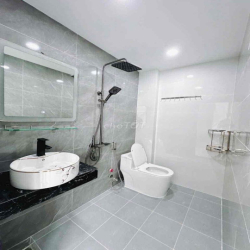 NHÀ RỘNG - HẺM RỘNG - ĐẸP - 4 TẦNG
