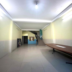 Nhà hẻm xe hơi 6PN5WC gần Kênh Nước Đen GIÁ TỐT TRONG KHU VỰC
