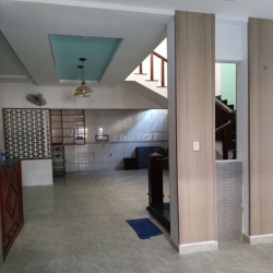 Cho thuê nhà đường Phạm Công Trứ, Thạnh Mỹ Lợi, Quận 2 cũ.