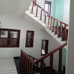 Cho thuê nhà đường Phạm Công Trứ, Thạnh Mỹ Lợi, Quận 2 cũ.