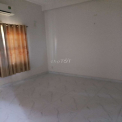 Cho thuê nhà đường Phạm Công Trứ, Thạnh Mỹ Lợi, Quận 2 cũ.