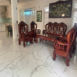 Cho thuê biệt thự KDC Khang Điền 12mx32m, 1/ 2 lầu 5PN nhìn công viên 