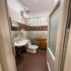 NHÀ RỘNG 9,2*15m 3LẦU ST 5PN 5WC CÓ NỘI THẤT HXH NGUYỄN TƯ GIẢN