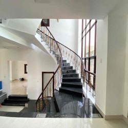 🔥 Biệt Thự 1.500m² Võ Nguyễn Giáp, 5PN, Hồ Bơi, Full Nội Thất