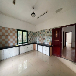 CHÍNH CHỦ CHO THUÊ VILLA PHÁP 3 MẶT TIỀN TẠI TRUNG TÂM ĐÀ LẠT