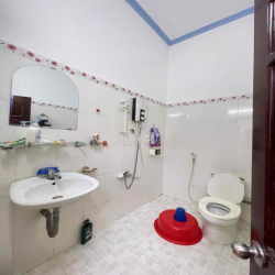 🌻N.C - CHO THUÊ NHÀ TRỆT 2 LẦU FULL NỘI THẤT ĐƯỜNG SỐ 43 KDC 586