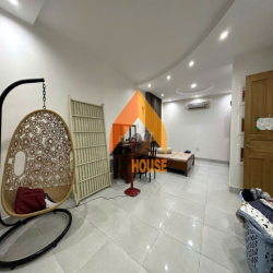 Villa Thảo Điền 10x20m nhà đẹp, sân rộng chỉ 55tr