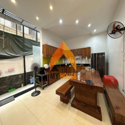 Villa Thảo Điền 10x20m nhà đẹp, sân rộng chỉ 55tr