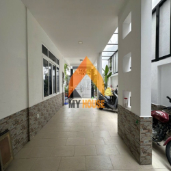 Villa Thảo Điền 10x20m nhà đẹp, sân rộng chỉ 55tr
