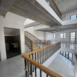 Căn Góc 2 Mặt Tiền Đường 30M Cityland Park Hills—7,5X20M—1 Trệt+ 4 Lầu