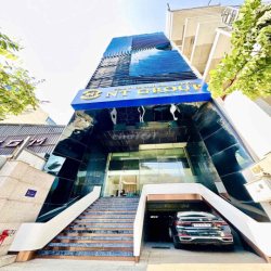 [Cho Thuê] Toà Nhà!!!!  Bạch Đằng P.2 Tân Bình (2000m2)