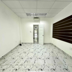 Cho thuê tầng trệt 5x20m 13.5tr, phòng trước 7.5tr, phòng sau 6tr