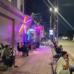 Sang quán Cafe - Địa chỉ: Đường 34 Bình Trị Đông B, Bình Tân. - Vị trí
