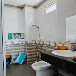 Cho Thuê MB Văn Phòng - Mặt Tiền - Phú Nhuận