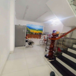 💥THANG MÁY💯Nhà Đẹp MTKD Tên Lửa 4,5x20m 4 tầng +máy lạnh CÁCH AEON 40m