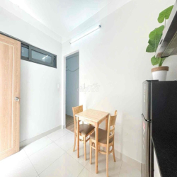Căn Hộ 2PN Thoáng Mát  ngay Sân Vận Động Phú Thọ