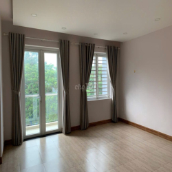 Cho Thuê Nhà Phố KDC Phước Kiển A (Sadeco ) 3,5 lầu 4PN 5Wc Giá 25tr